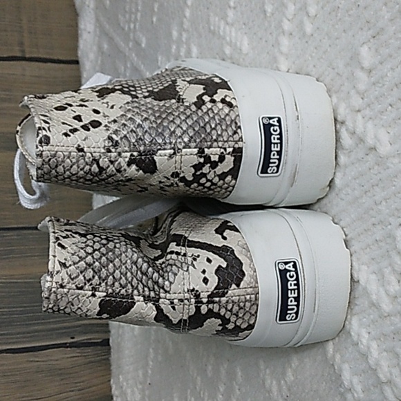 Superga High top snake print sneakers size 6.5 - Picture 3 of 11